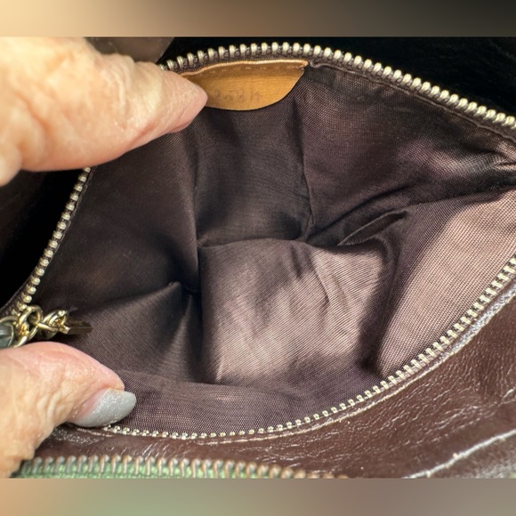 Salvatore Ferragamo-Authentic-Crossbody Camera Bag Green - Picture 9 of 16